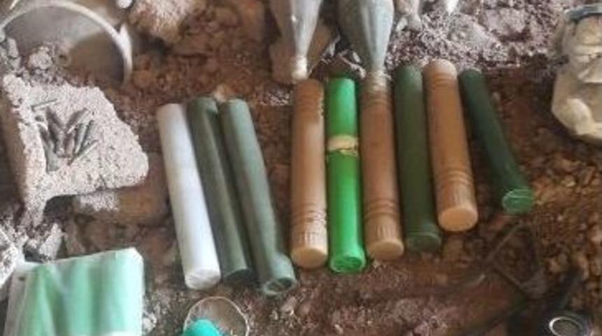 Nusaybin&rsquo;de Silah Ve M&uuml;himmat Bulundu