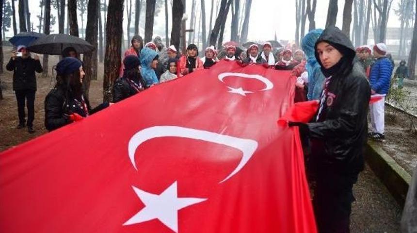 &Uuml;nye'de Sarıkamış Şehitleri I&ccedil;in Anma Y&uuml;r&uuml;y&uuml;ş&uuml;