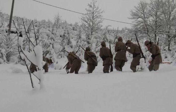 Kocaeli’de Binler Sarıkamış Şehitleri İçin Yürüdü G3