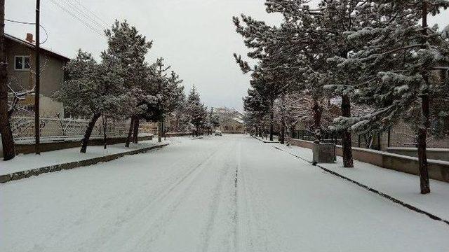 Isparta’da Kar Yağışı Etkili Oldu