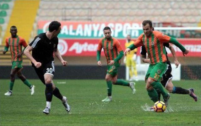 Aytemiz Alanyaspor, Kardemir Karabükspor'u Farklı Yendi