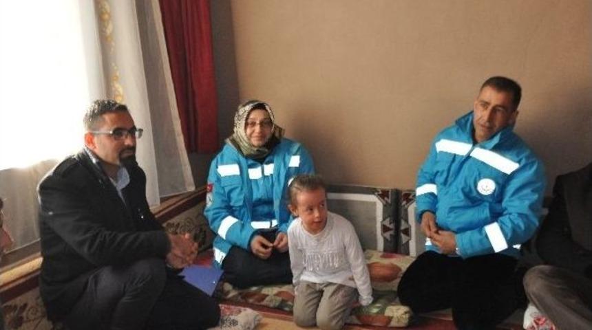 Başkan Durak, Küçük Aslı’yı Evinde Ziyaret Etti