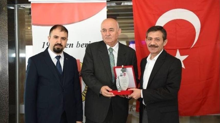 Kgc&rsquo;nin D&uuml;zenlediği Başarı Gazeteciler &Ouml;d&uuml;lleri Sahiplerini Buldu
