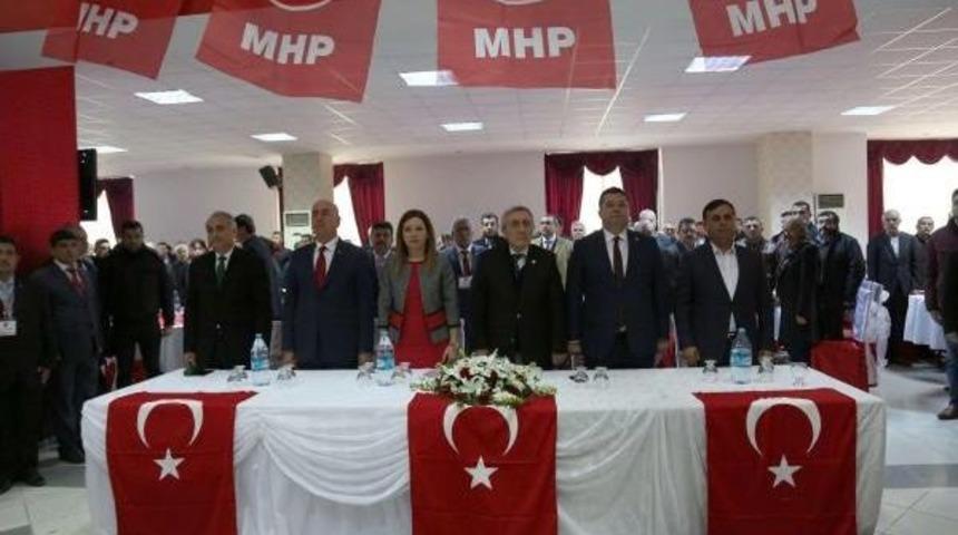 Mhp'li Ayhan, Yeni Anayasaya Sıcak Bakılmasının Nedenlerini A&ccedil;ıkladı