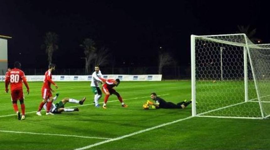 Bursaspor, Skenderbeu Ile Berabere Kaldı