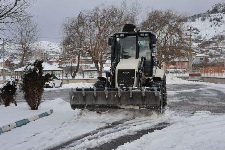 Bozüyük’te Okullar Pazartesi Gününe Hazır G3