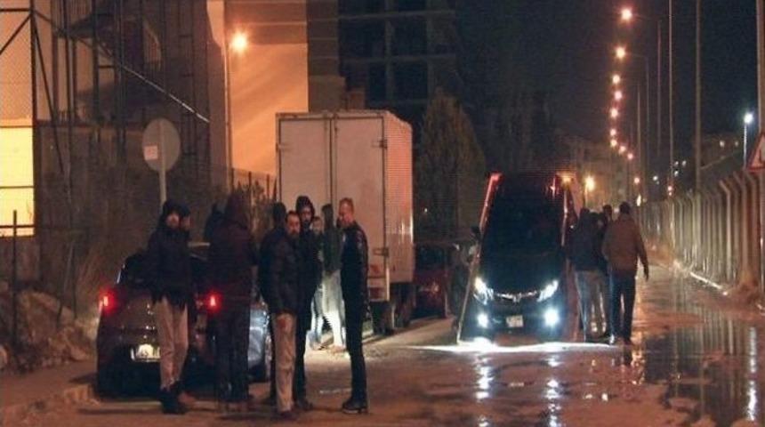 Yollar Buz Tuttu, 7 Ara&ccedil; Birbirine Girdi