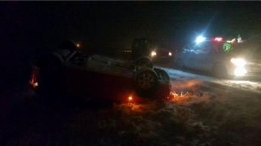 Park Halindeki Otomobili Şarampole Devirdi