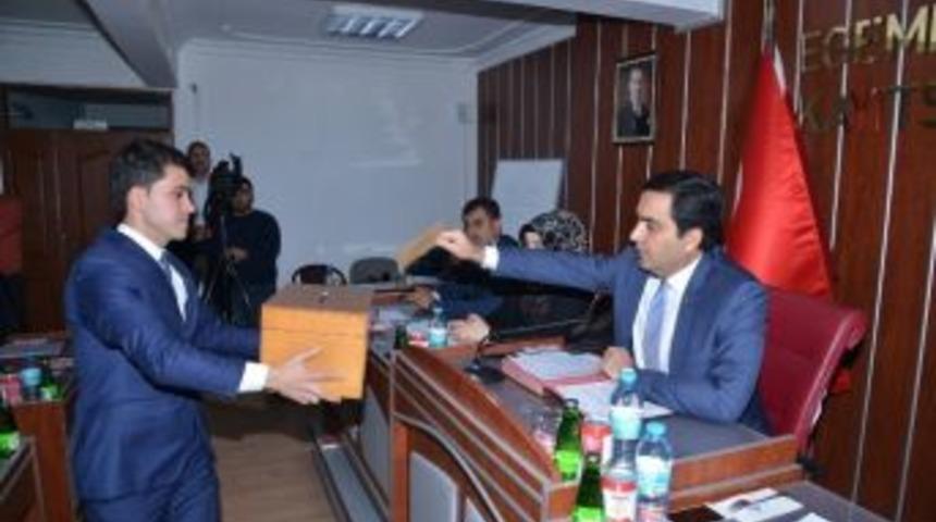 Belediye Başkanı Yaşar Bah&ccedil;eci; &ldquo;2017 Yılının Yatırım Ve Hizmet Yılı Olmasını Diliyoruz&rdquo;