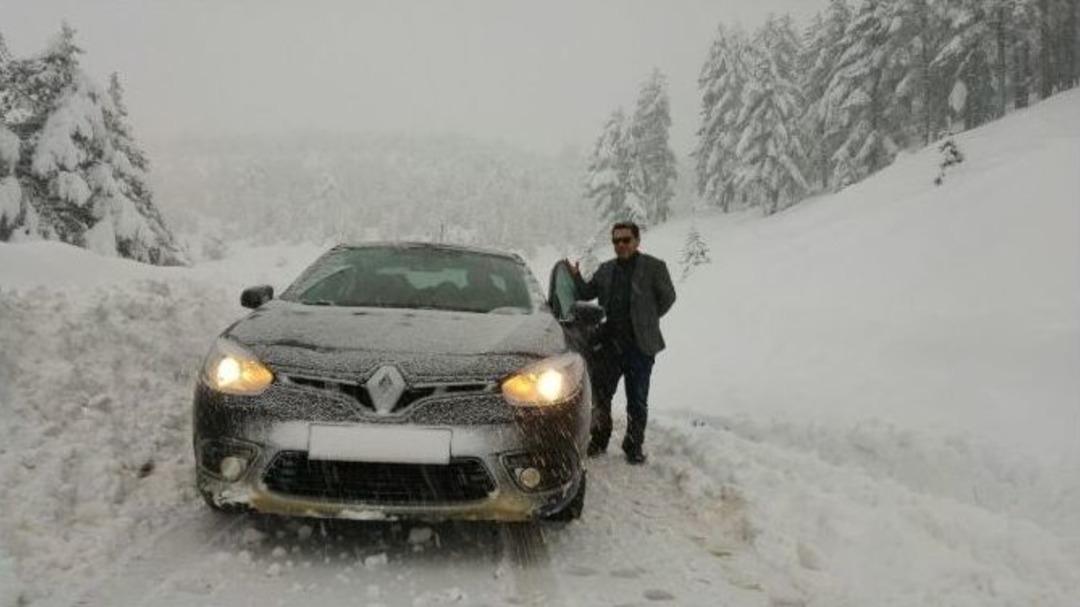 Adana Tufanbeyli&rsquo;de Kar Ve Tipi Okulları Tatil Ettirdi
