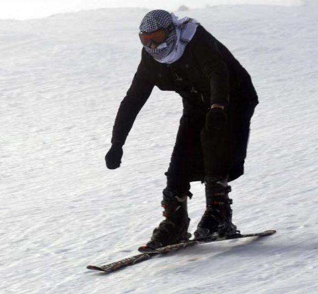 Karacadağ’Da, Kayak Sezonu Açıldı