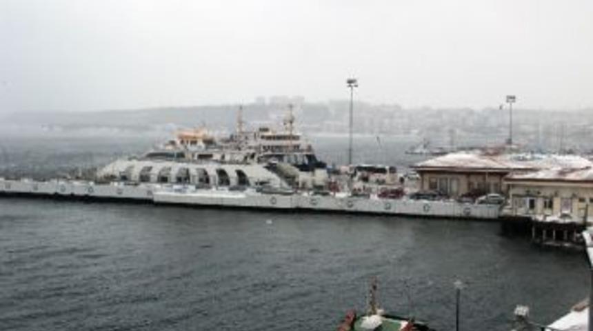 Bozcaada Seferine Fırtına Engeli