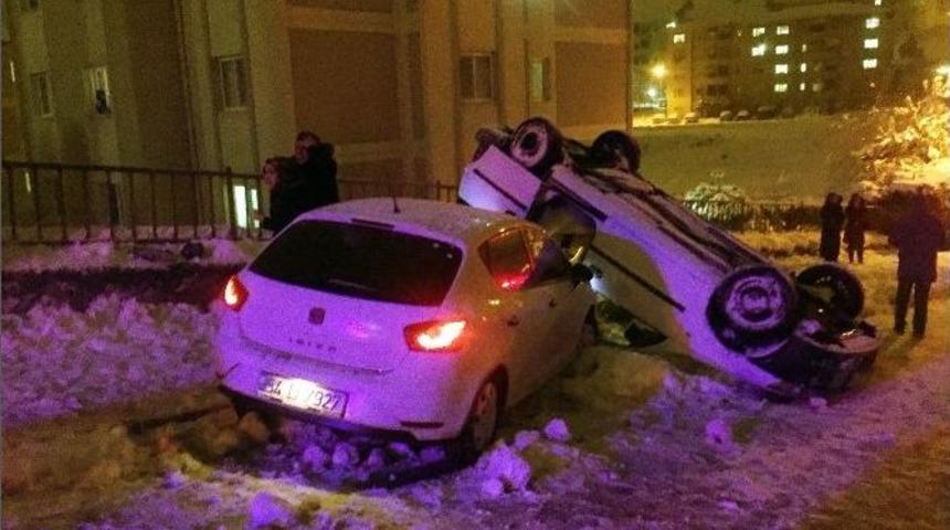 Kayganlaşan Yolda Otomobiller Kaza Yaptı: 7 Yaralı