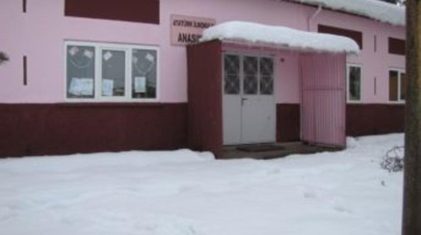 Hisarcık&rsquo;ta Taşımalı Eğitime 1 G&uuml;n Kar Tatili