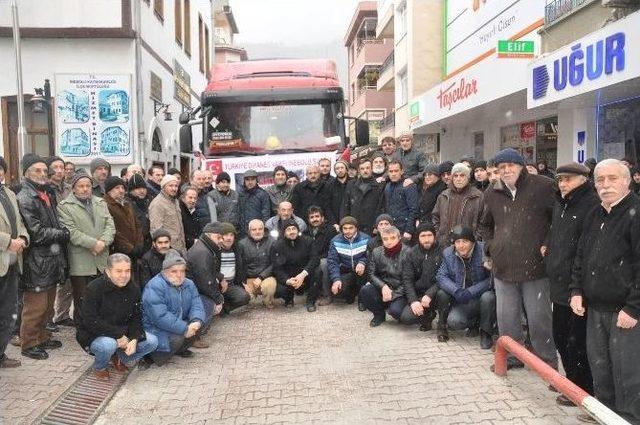 İnebolu’da Toplanan Yardımlar Halep’e Uğurlandı