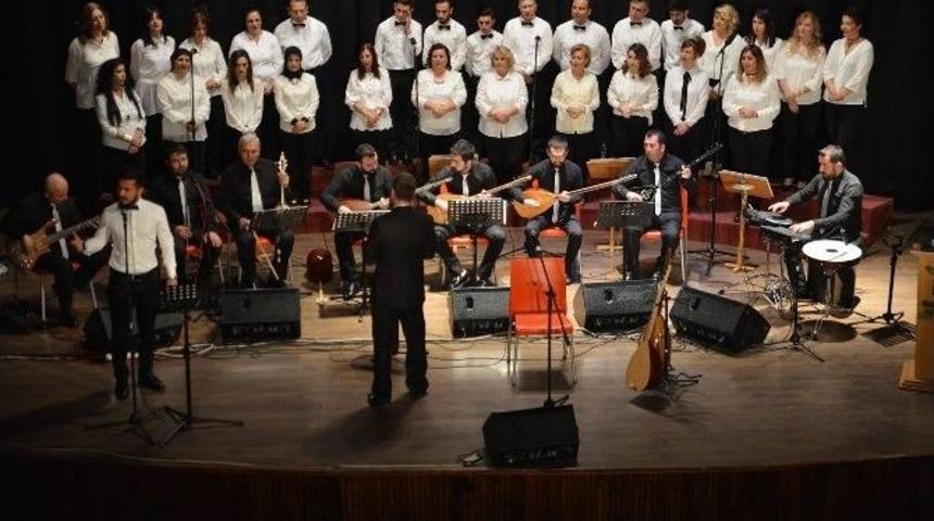 Türk Halk Müziği İle Yeni Yıl Konseri