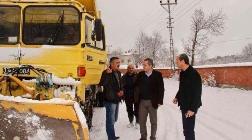 Kaymakam Pişkin Kapanan K&ouml;y Yollarını İnceledi
