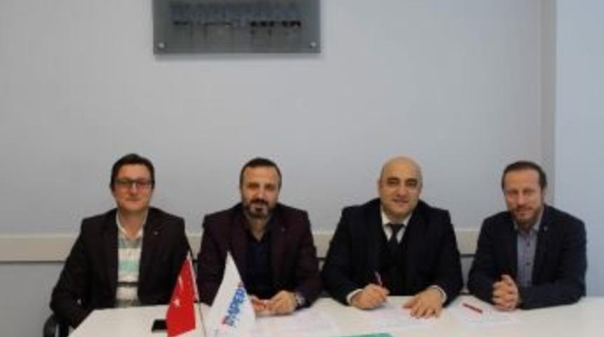 İdmanocağı Bayan Voleybol Takımı&rsquo;nın Sırtında &Ouml;zel İmperial Hastanesi Olacak