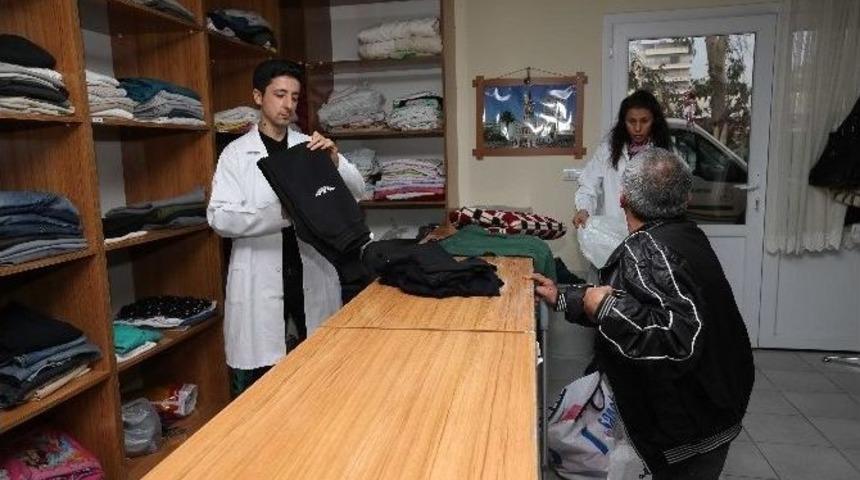 Butik Elele&rsquo;den 2 Bin Aileye Yardım