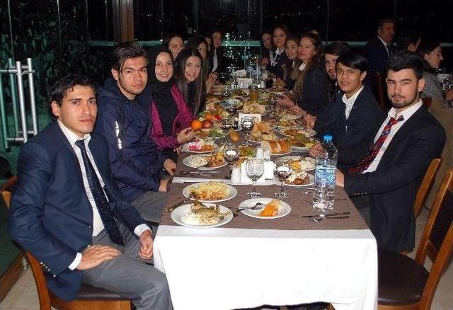 Salihli&rsquo;de Karate Hakem Eğitimi D&uuml;zenlendi 1