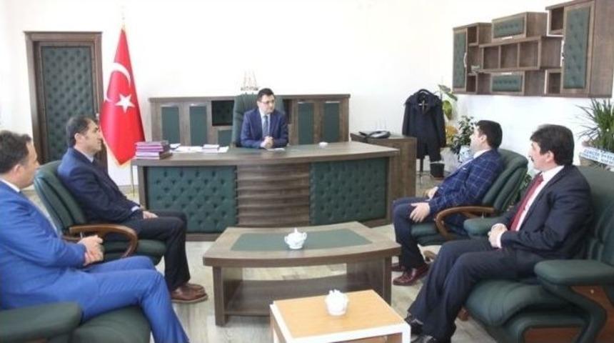 M&uuml;d&uuml;r Kırekin&rsquo;den Kaymakam Doğramacı&rsquo;ya Ziyaret