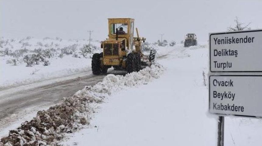 Balıkesir'de 214 Kırsal Mahalle Yolu Kapalı