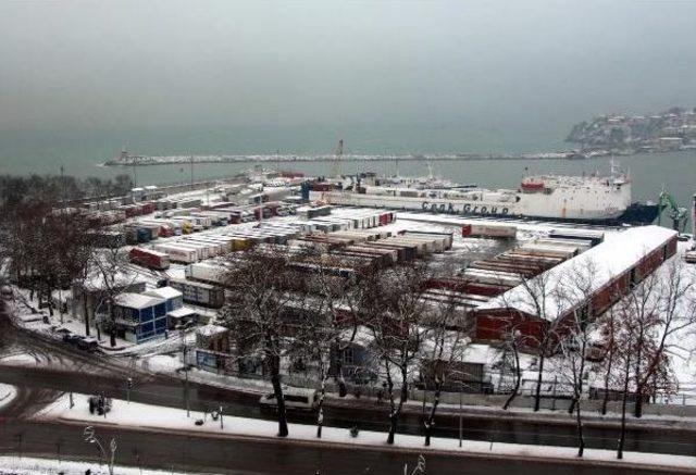 Zonguldak'ta 72 Köy Yolu Ulaşıma Kapandı