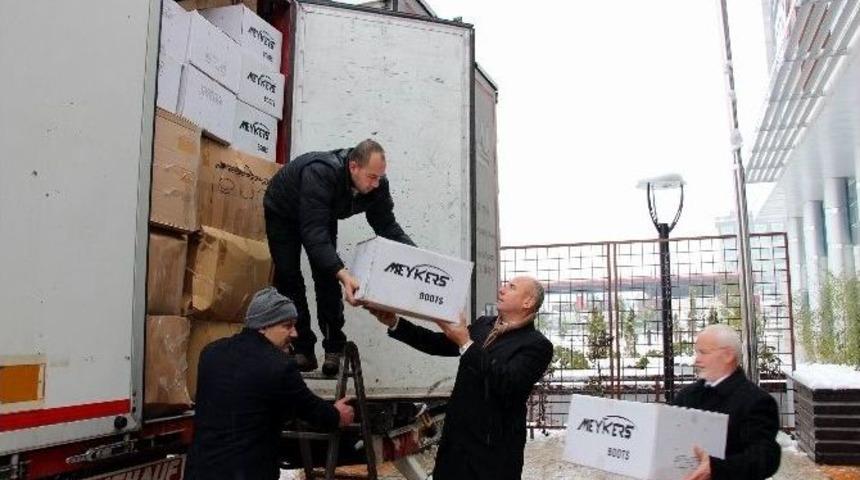 Tekkek&ouml;y&rsquo;den Halep&rsquo;e 4 Tır Yardım