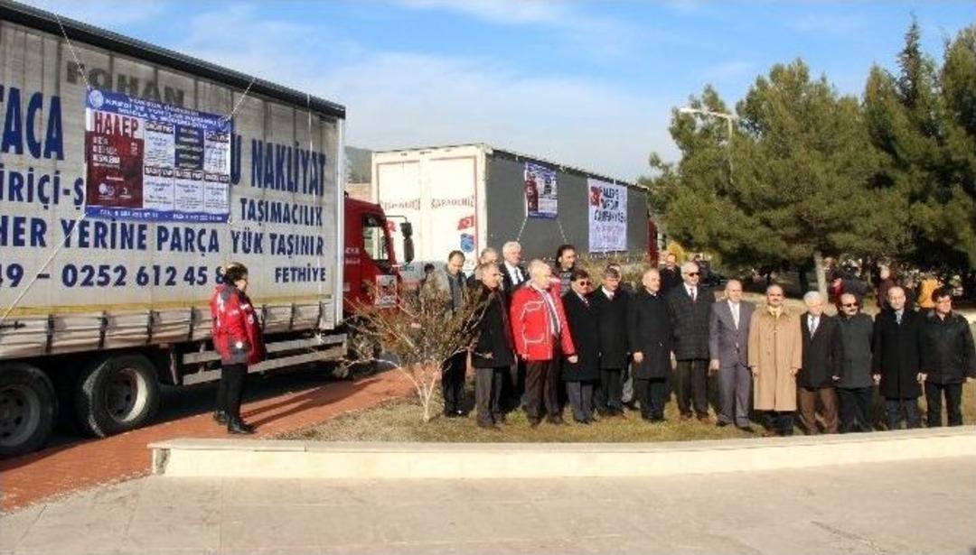 &Uuml;niversite&rsquo;den Halep&rsquo;e 2 Tır Yardım