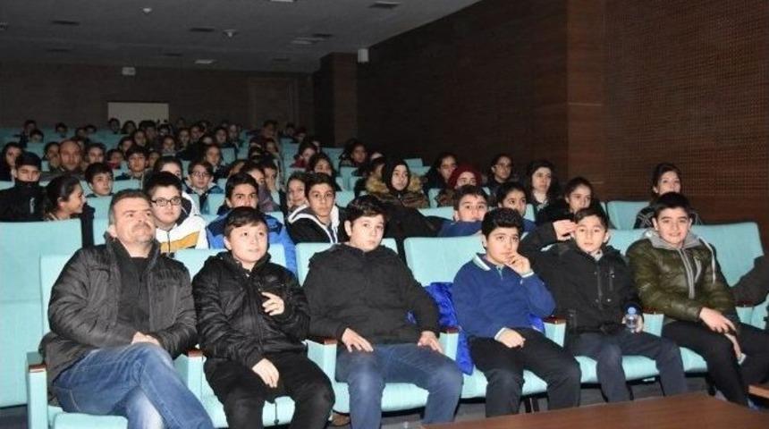 Kocasinan Belediyesi, Öğrencilerde Vatan Sevgisi Pekiştiriyor