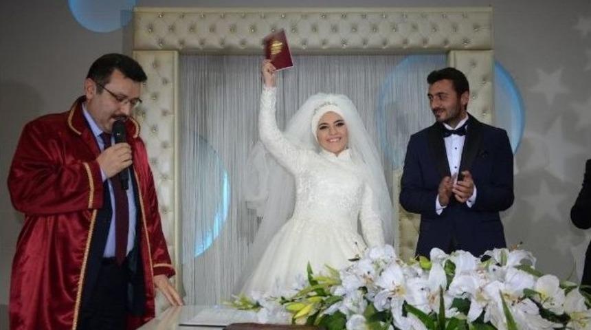 Ortahisar Belediyesi Tarafından 2016 Yılında 108&rsquo;i Yabancı Uyruklu Olmak &Uuml;zere 2 Bin 281 &Ccedil;iftin Nikahı Kıyıldı