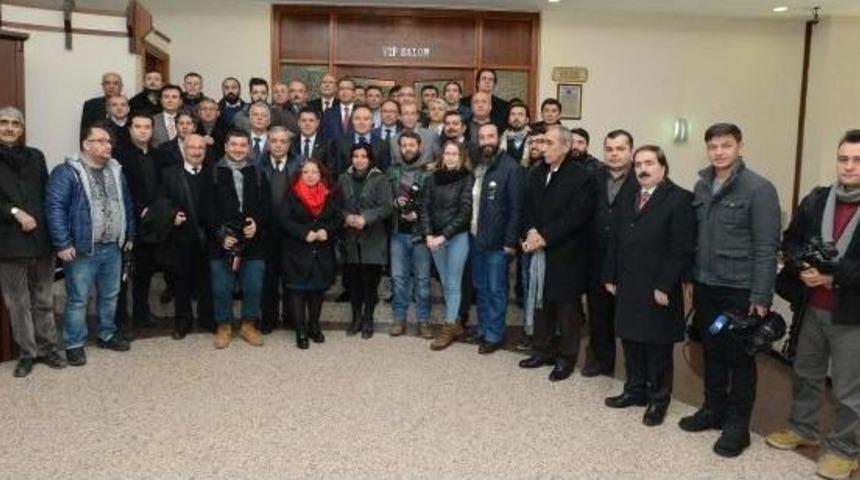 Denizli'de Fet&ouml;'den 1604 Kişi Hakkında Işlem Yapıldı, 755'i Tutuklandı