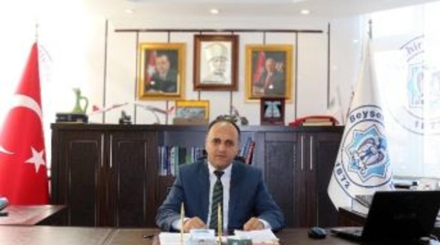 Başkan Özaltun, Çalışan Gazeteciler Günü’nü Kutladı