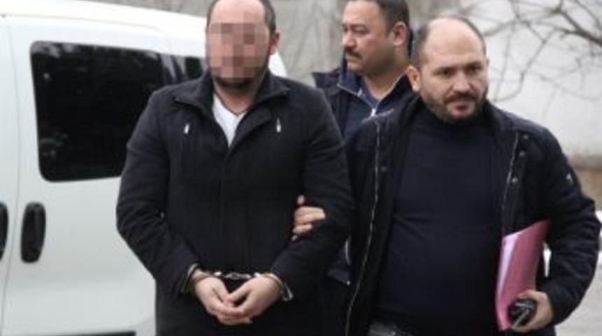 Emlak&ccedil;ıya Fuhuş İ&ccedil;in Yer Temini G&ouml;zaltısı