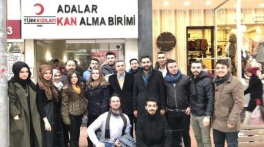 Ak Gen&ccedil;ler Kan Bağışı &Ccedil;ağrısına Kayıtsız Kalmadı