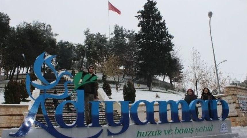 Adıyaman&rsquo;a Yılın İlk Karı D&uuml;şt&uuml;