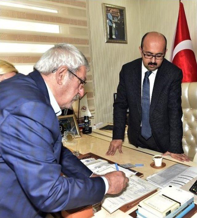 Kılıçdaroğlu Ak Parti’ye Katıldı