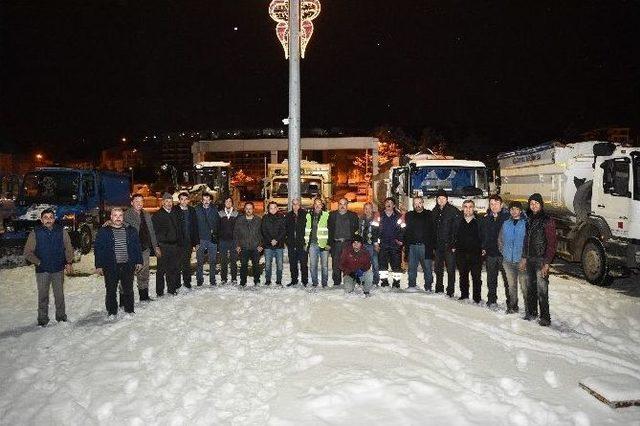 Kastamonu Belediyesi, Karla Mücadelesine Devam Ediyor