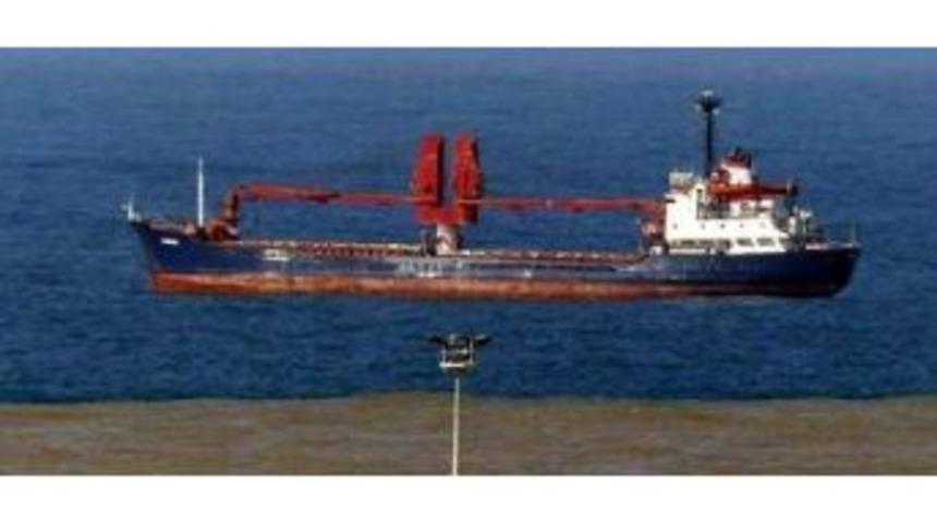 T&uuml;rk Kuru Y&uuml;k Gemisi Komşuda Karaya Oturdu