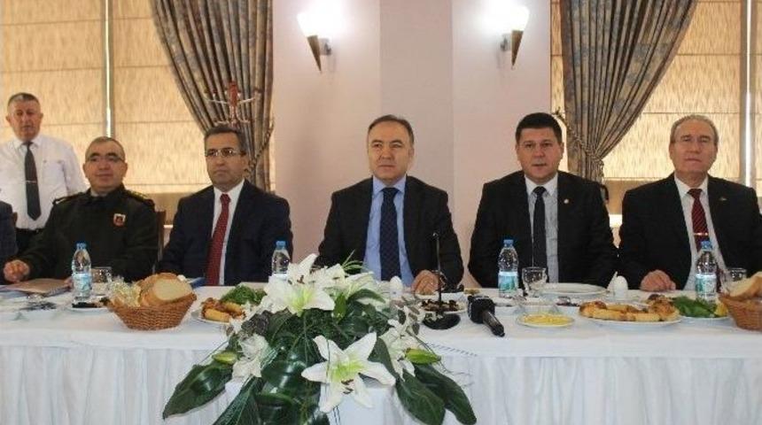 Fet&ouml;&rsquo;n&uuml;n İş Adamlarından İflas Erteleme Oyunu