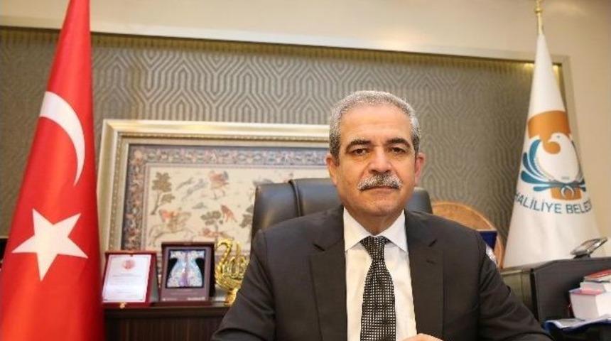 Demirkol 10 Ocak Gazeteciler G&uuml;n&uuml;n&uuml; Kutladı