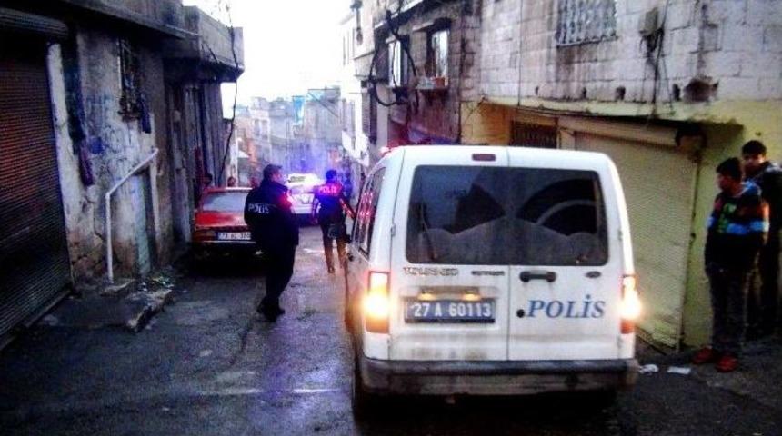 Av T&uuml;feği İle &Ccedil;atıya &Ccedil;ıkıp Rastgele Ateş A&ccedil;tı