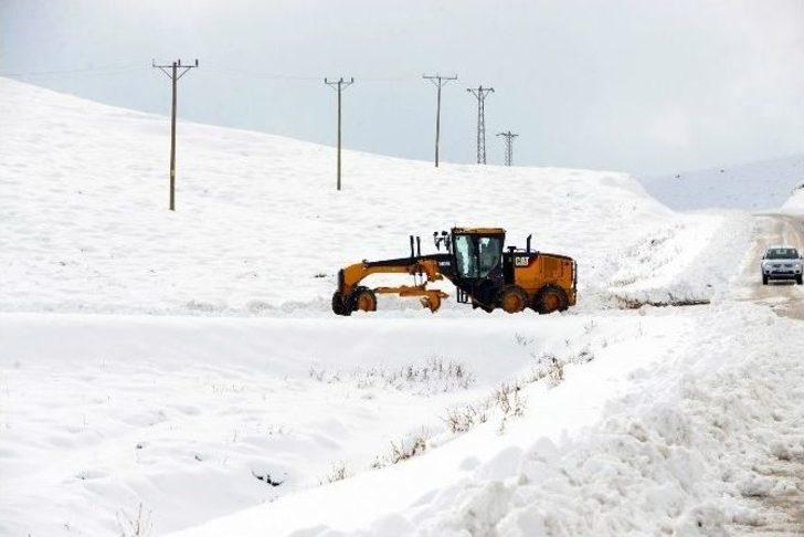 Malatya’da 135 Mahallenin Yolu Kapandı G2