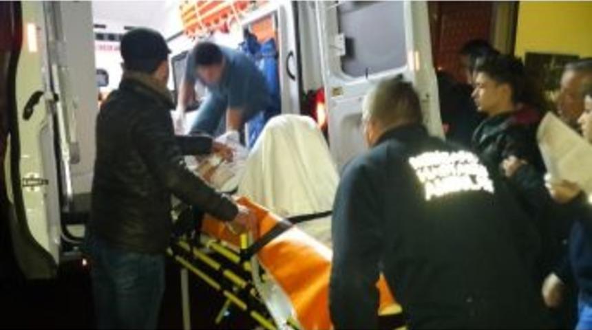 Bafra&rsquo;da Kavgada 1 Kişi Bı&ccedil;akla Yaralandı