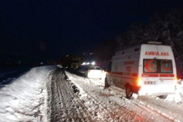 Kayan Tırı Vatandaşlar İterek Yolu A&ccedil;tı 1