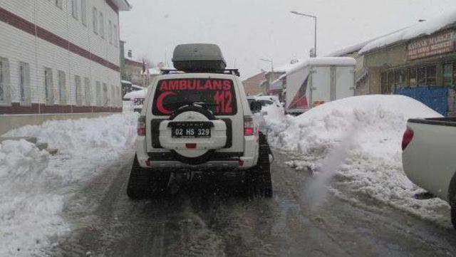 Hamile Kadına Paletli Ambulansla 4 Saatte Ulaşıldı