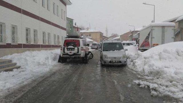 Hamile Kadına Paletli Ambulansla 4 Saatte Ulaşıldı