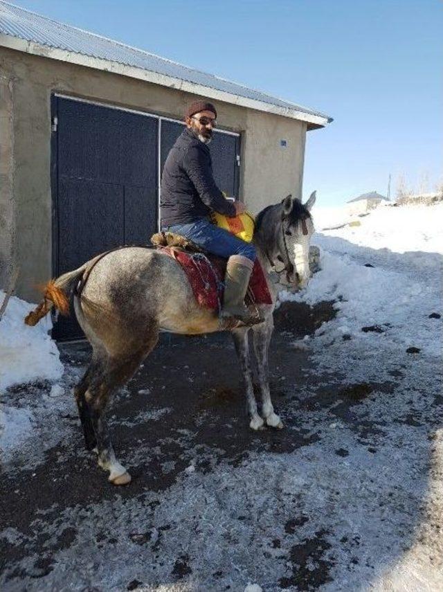 Malazgirt’te Doğaya Yem Bırakıldı