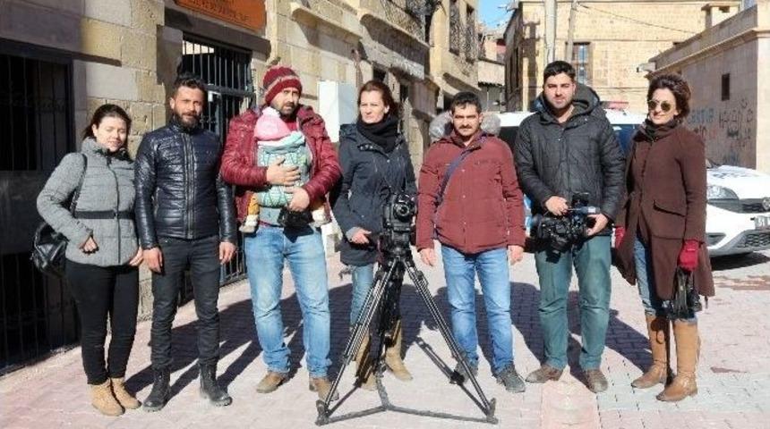 Gazeteciler Kendi Filmini &Ccedil;ekti