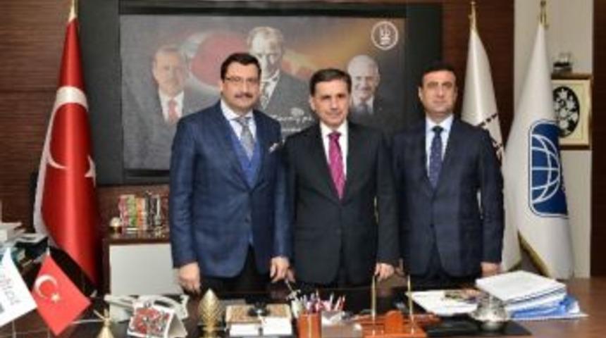 Ankara Valisi Ercan Topaca Başkan Ak&rsquo;ı Ziyaret Etti